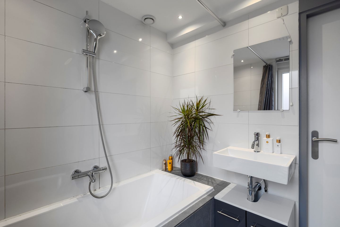 Photo 20 of Doorzwin 2830