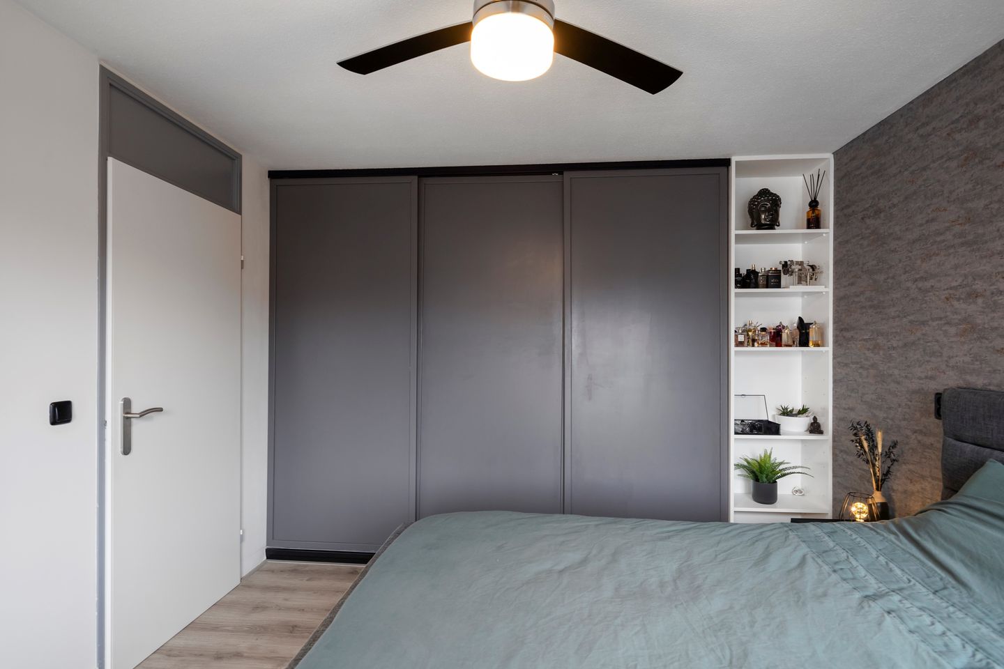 Photo 25 of Doorzwin 2830