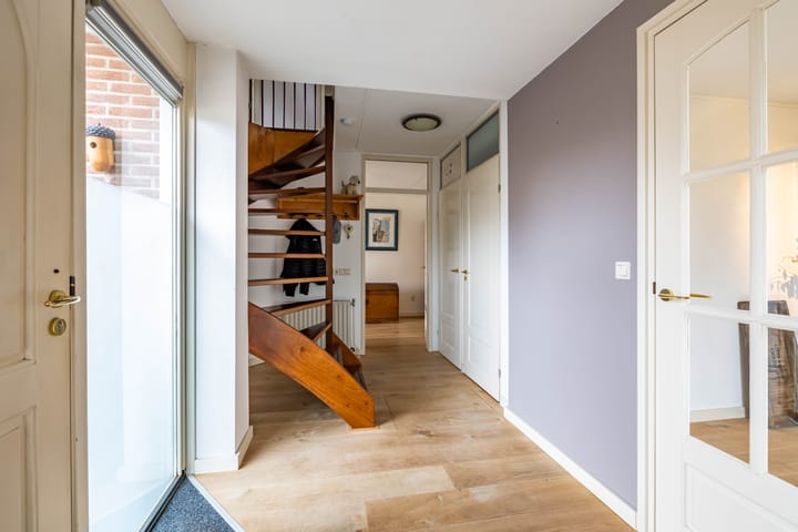 Foto 11 van de Wam 28