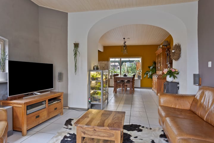 Foto 2 van Dahliastraat 1