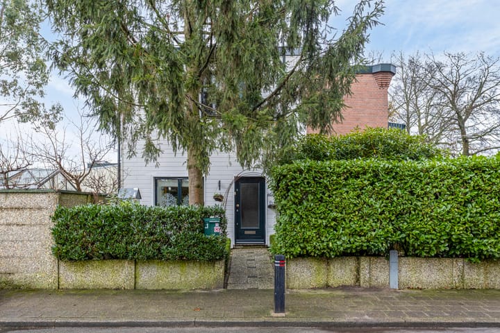 Foto 7 van Dahliastraat 1