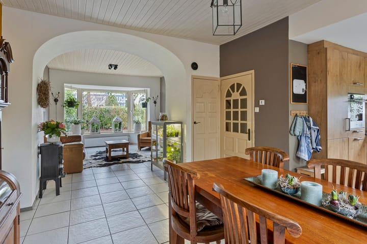 Foto 17 van Dahliastraat 1