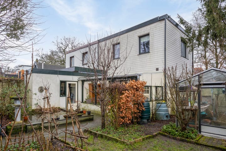 Foto 26 van Dahliastraat 1