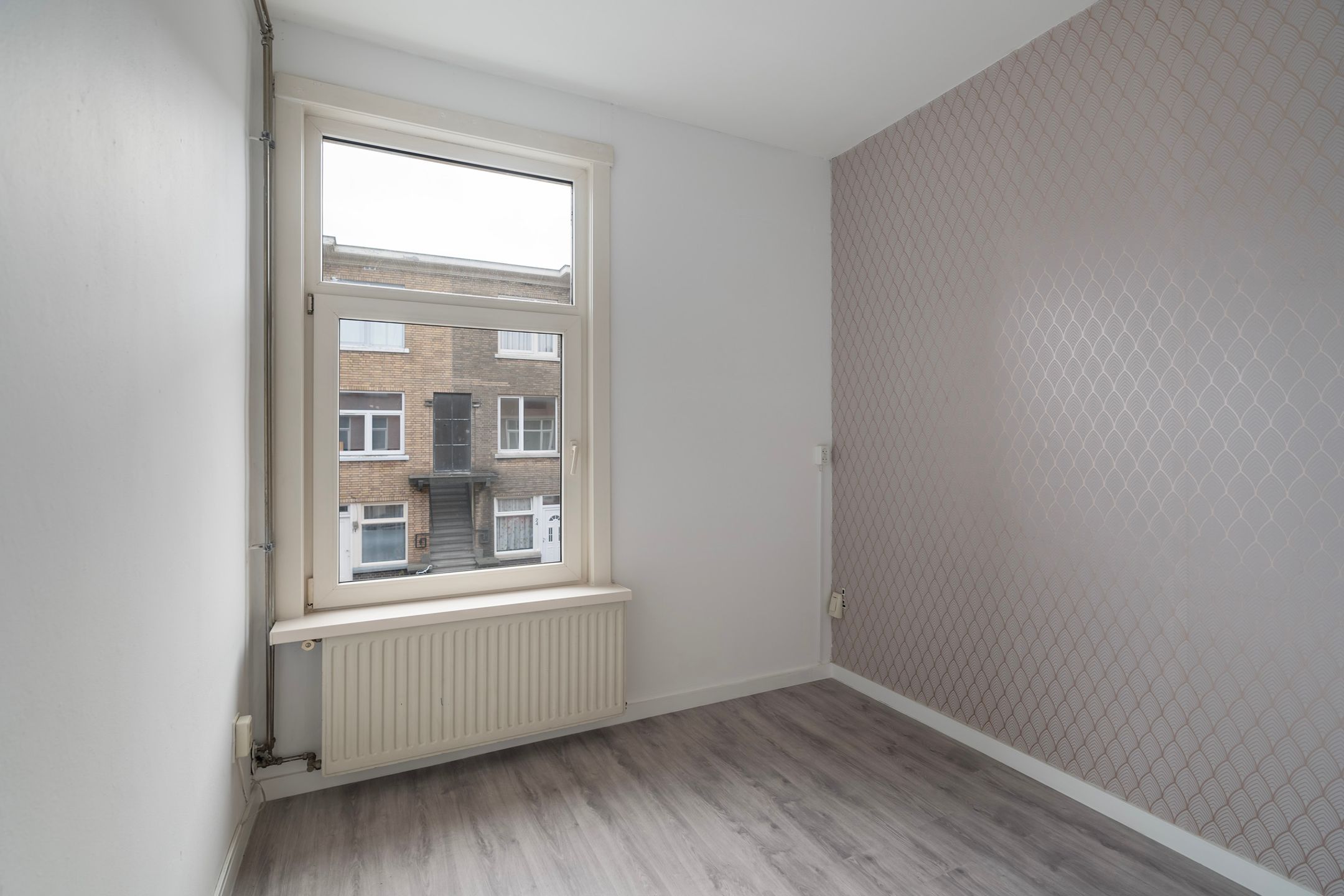 Photo 15 of Ermelostraat 17