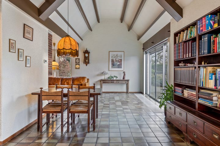 Foto 10 van Eendracht 27