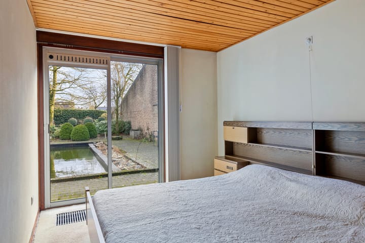 Foto 16 van Eendracht 27