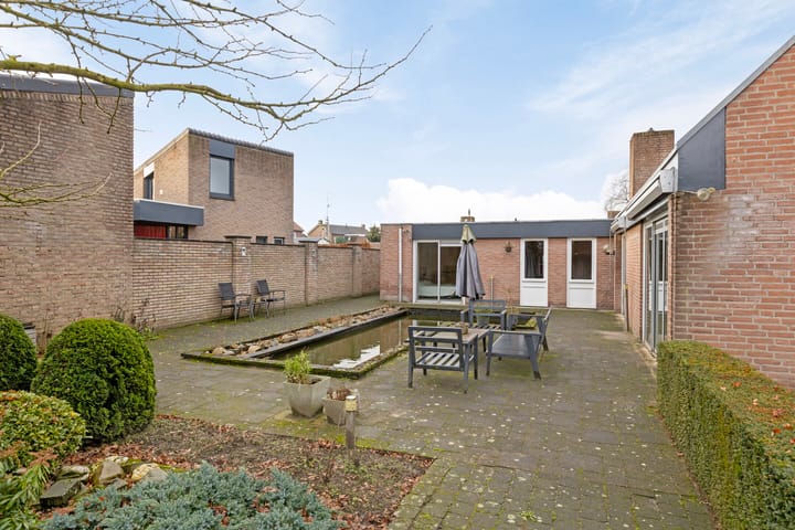 Foto 25 van Eendracht 27