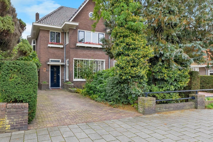 Bekijk foto 1 van Molenstraat 126