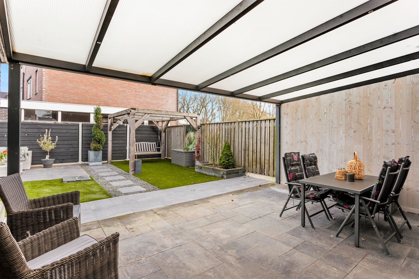 Foto 19 van Veldleeuwerik 16