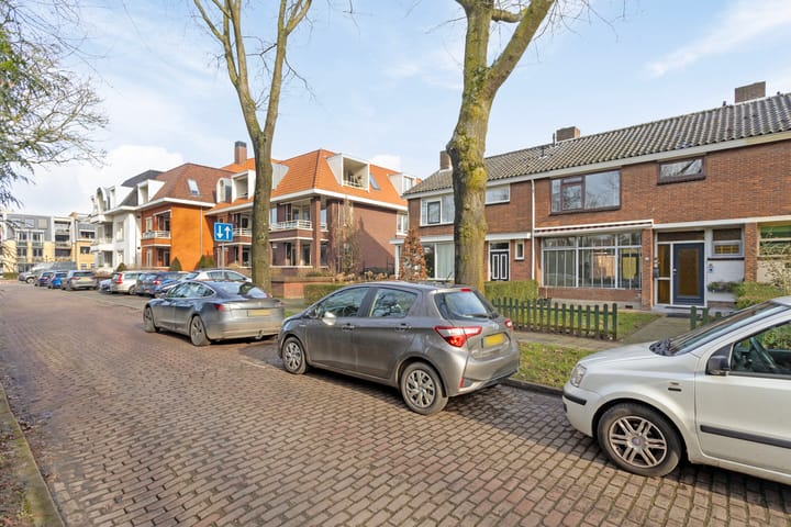 Foto 33 van Van Borsselelaan 6