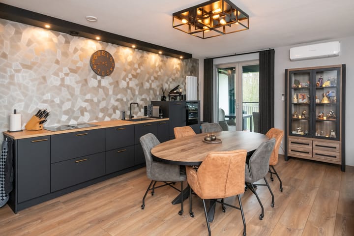 Foto 9 van Diepenbrockstraat 23