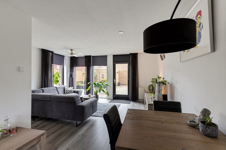 Foto 4 van Karreveldstraat 6