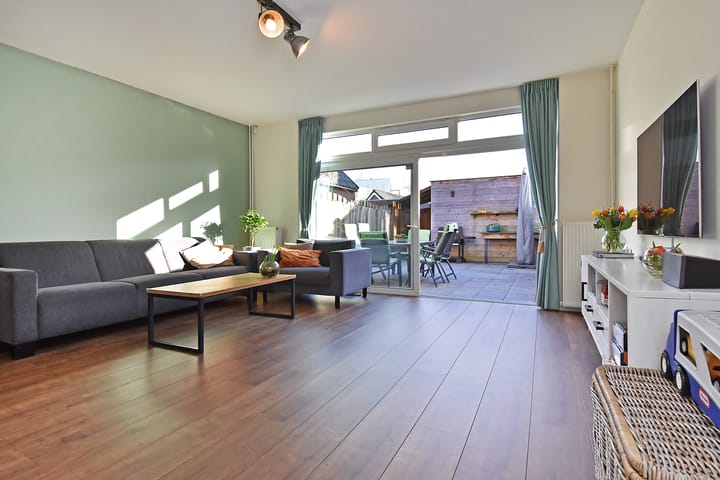 Foto 3 van Strausslaan 68