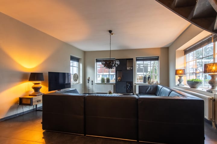 Foto 7 van Ommelanderwijk 18