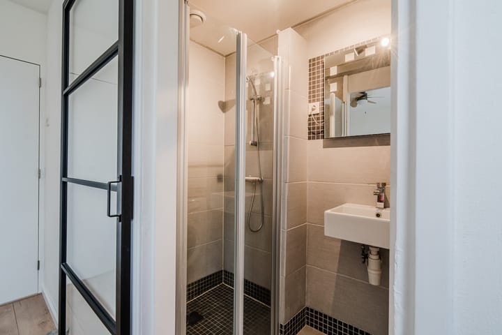 Foto 33 van Van Heukelomstraat 26