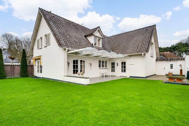 Foto 33 van Rozenberglaan 8