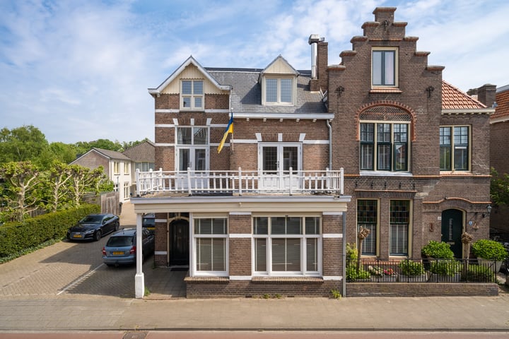 Bekijk foto 1 van Taalstraat 156