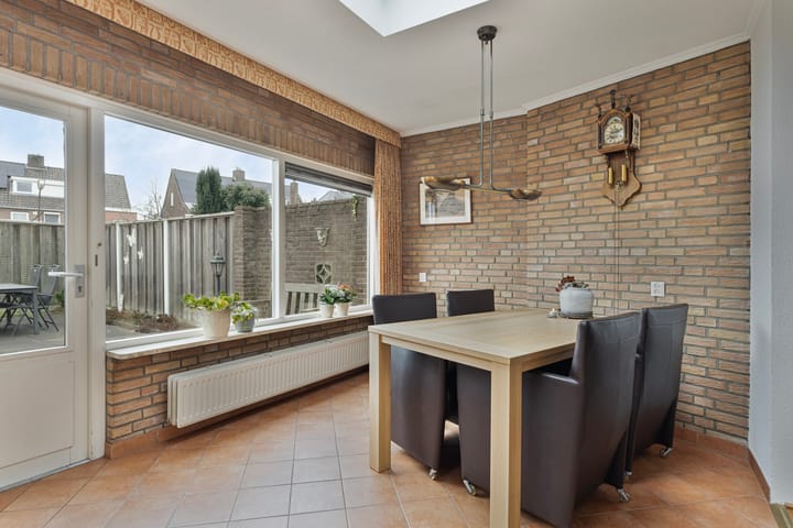 Foto 15 van Bandoengstraat 60