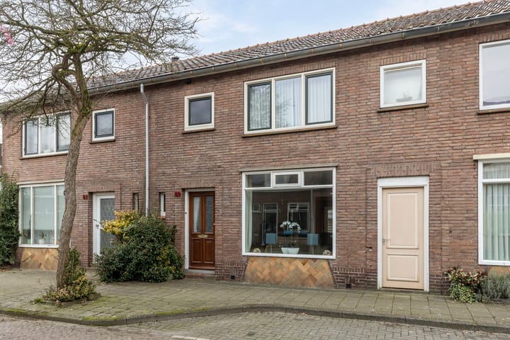 Foto 39 van Bandoengstraat 60