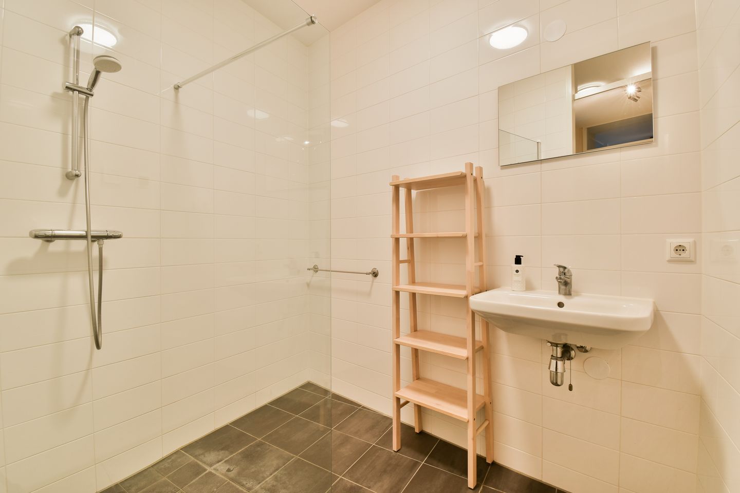 Foto 10 van Carel Willinkgracht 105