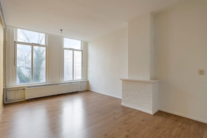 Foto 2 van Verhuellstraat 17-1