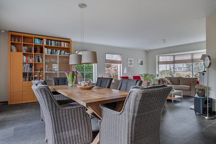 Foto 14 van Julianastraat 84