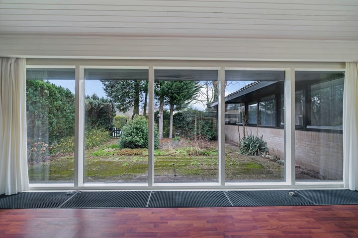 Foto 11 van Henry Dunantlaan 36