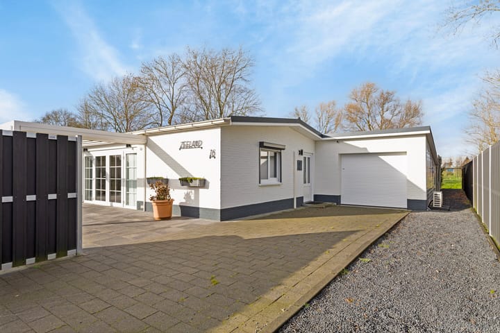 Foto 1 van Neptunuslaan 16