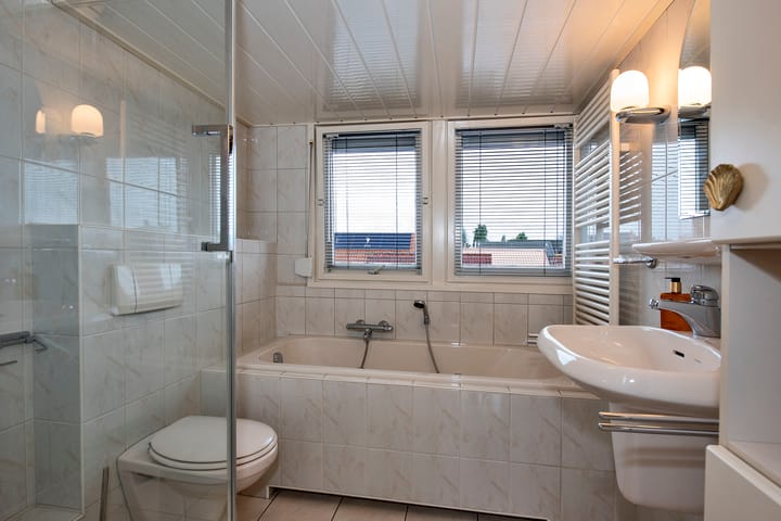 Foto 18 van Weth Bloemenstraat 20