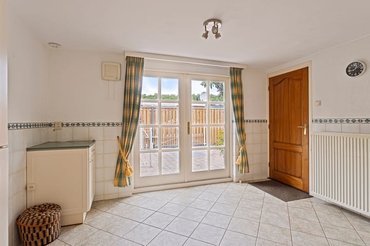 Foto 9 van Leemweg 73