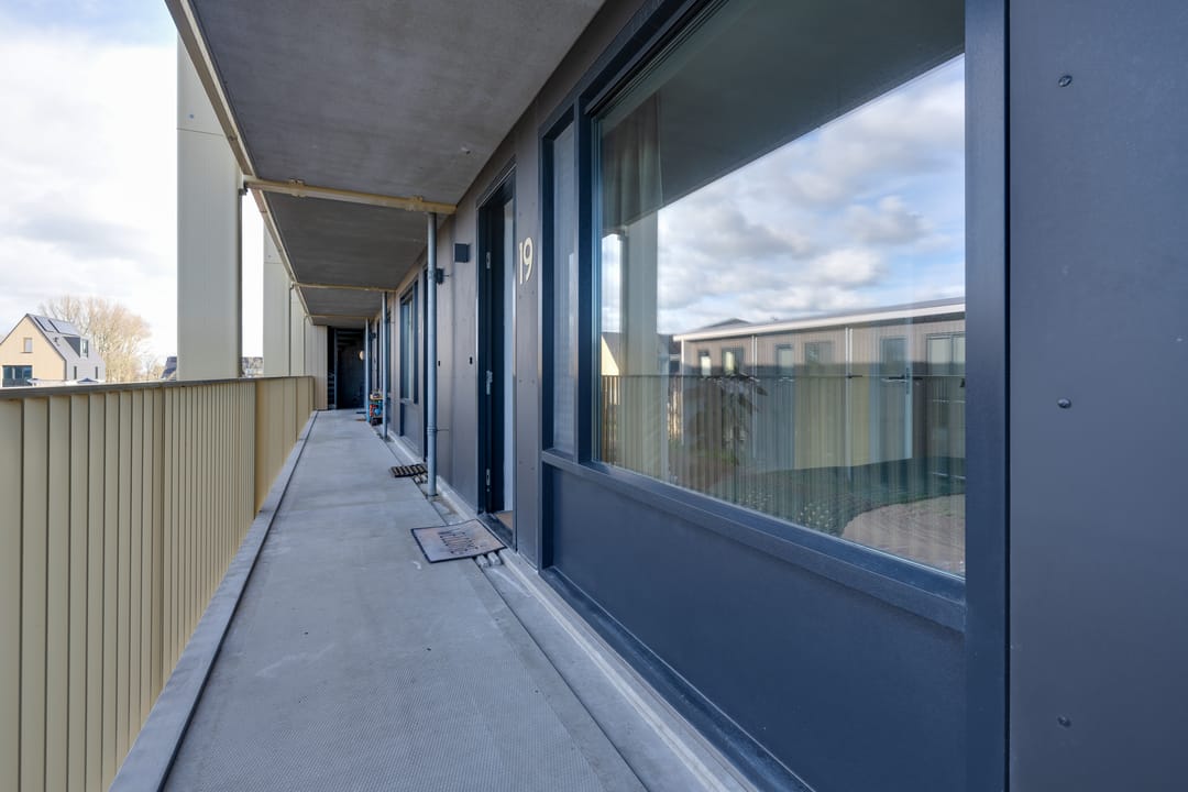 Photo 7 of Waardereiland 19