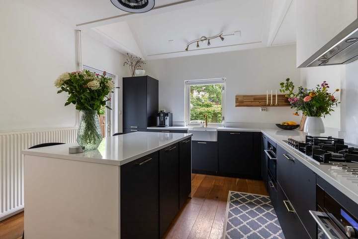 Foto 12 van Burg. Tutein Noltheniuslaan 30