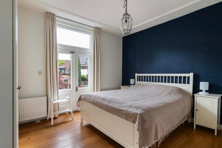 Foto 16 van Burg. Tutein Noltheniuslaan 30