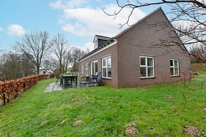 Photo 2 of Randweg 21-322