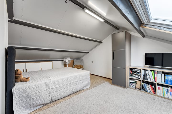 Foto 17 van Mr. A. Roeststraat 2