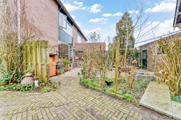 Foto 21 van Mr. A. Roeststraat 2