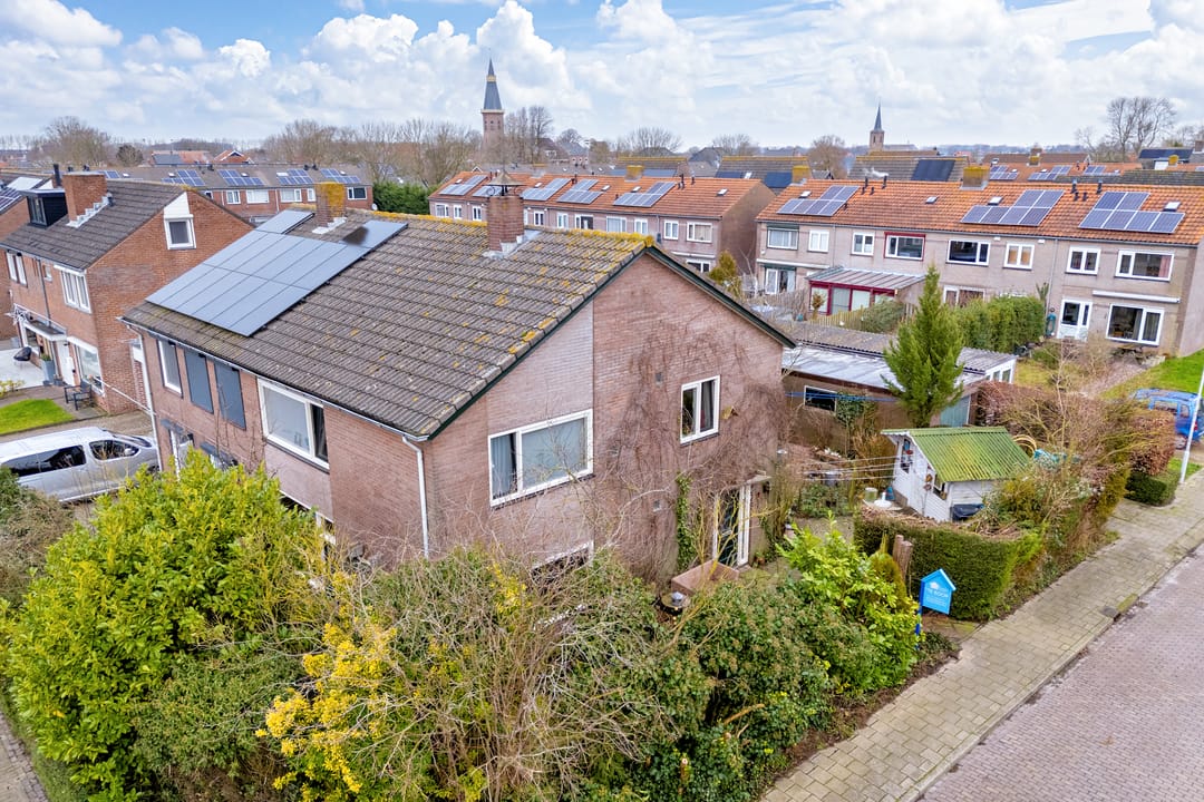 Foto 22 van Mr. A. Roeststraat 2