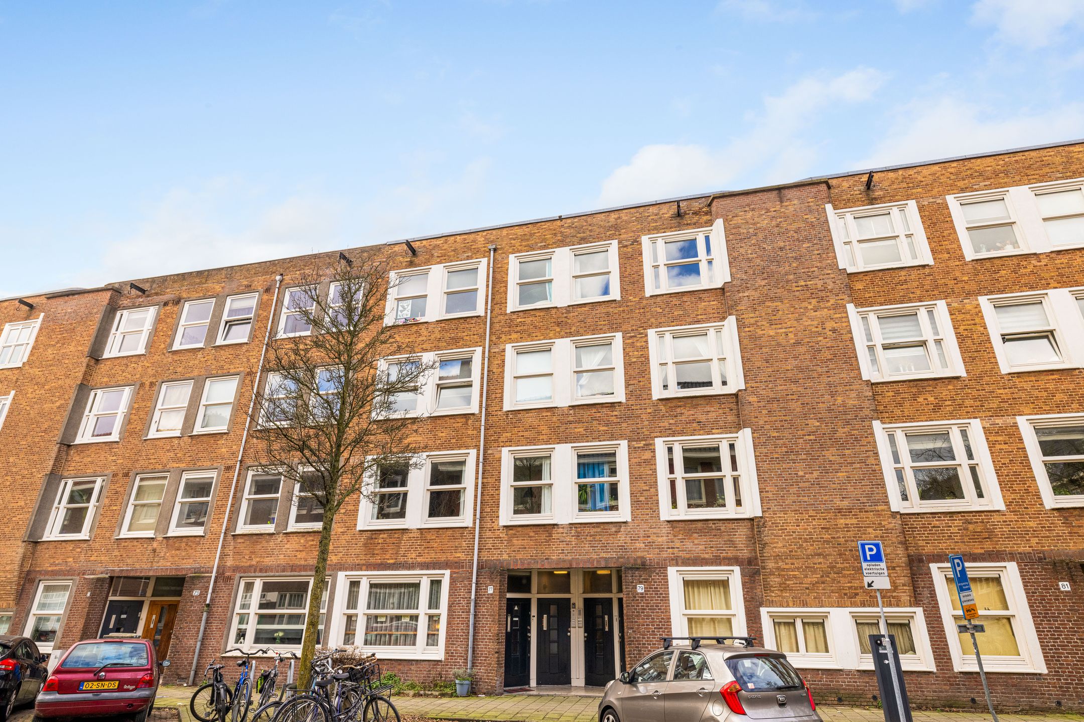 Photo 6 of Hudsonstraat 79-3