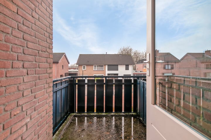 Photo 37 of President John F. Kennedystraat 10