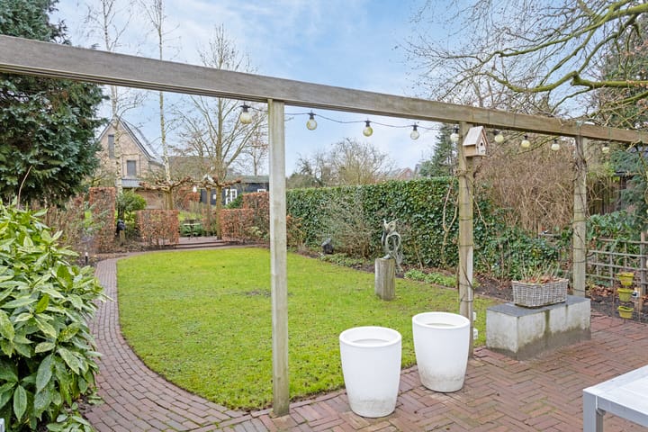 Foto 50 van Kerkhofweg 17