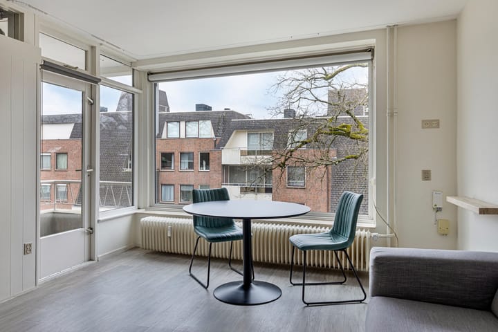 Foto 9 van Biesdelselaan 6-C