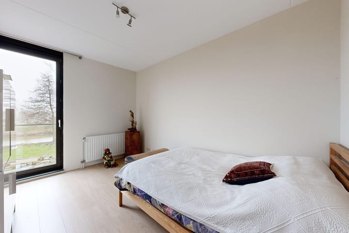 Foto 38 van De Omloop 13