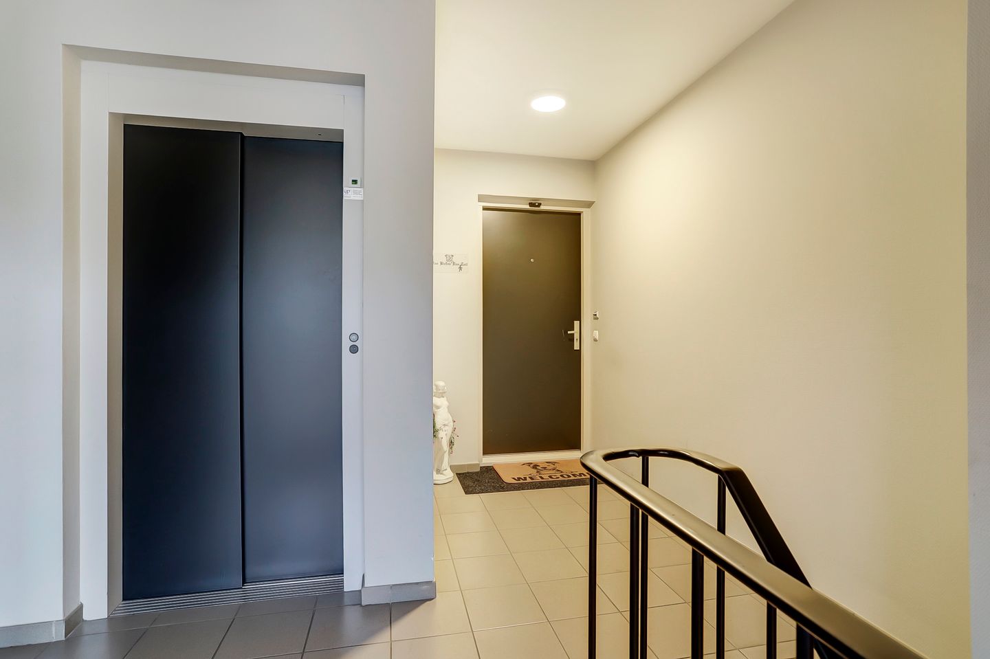 Photo 10 of Pater Vinckxhof 8 bus 2