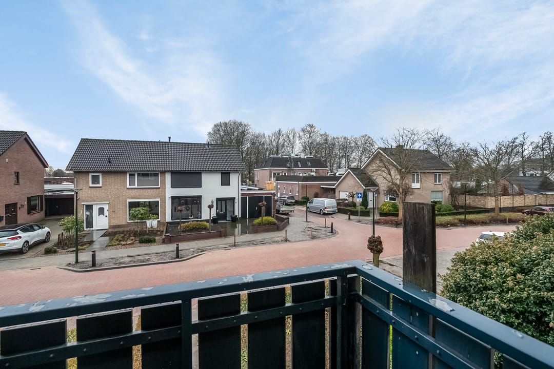 Photo 32 of President John F. Kennedystraat 8