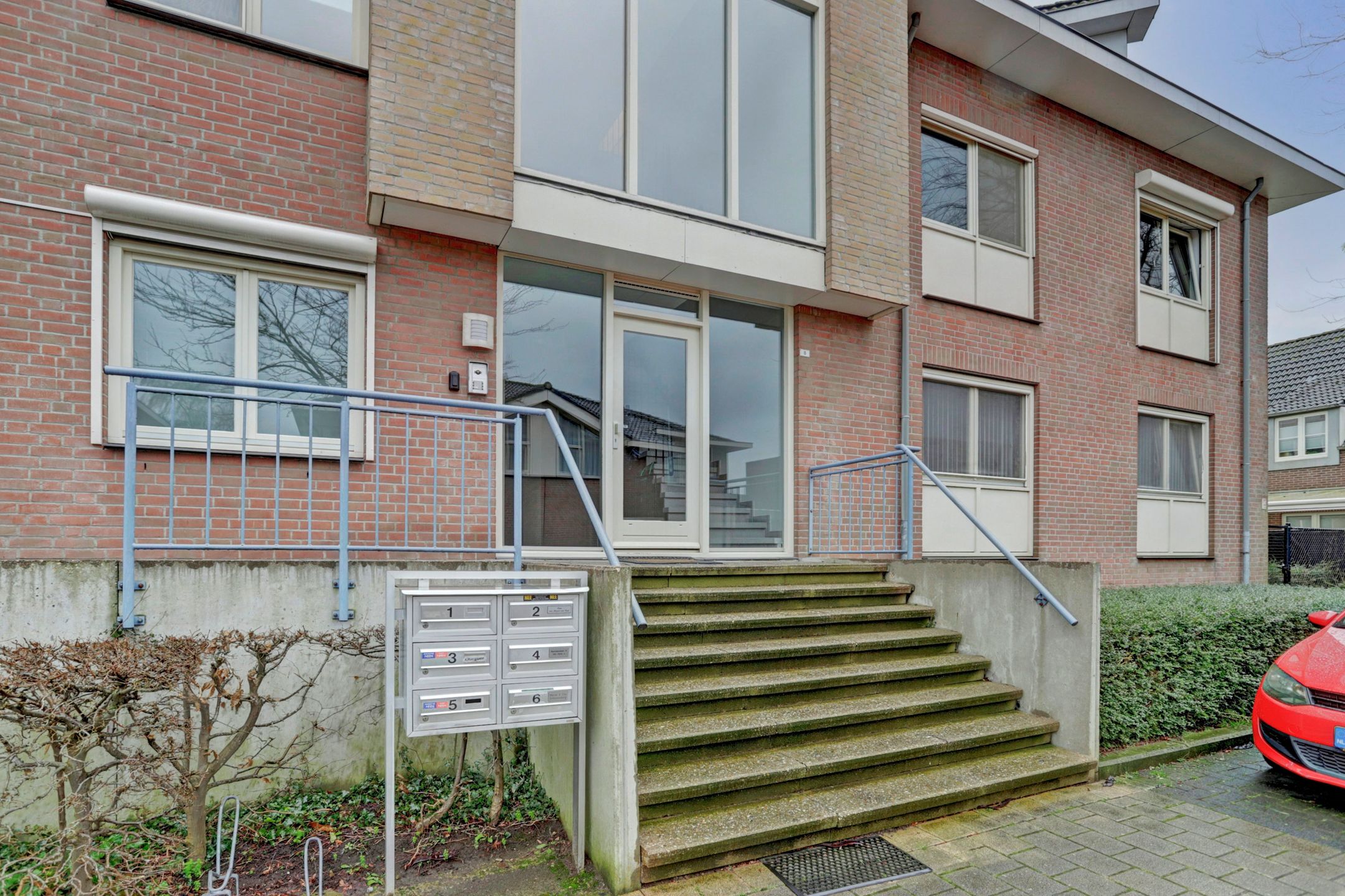 Photo 42 of Pater Vinckxhof 8 bus 2