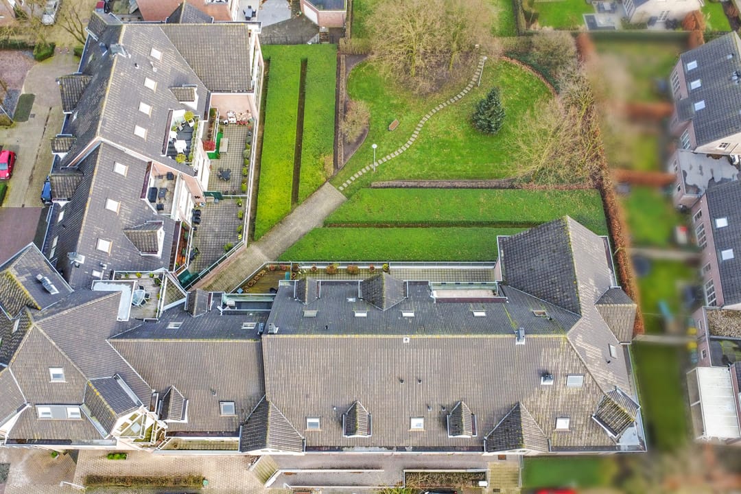 Photo 46 of Pater Vinckxhof 8 bus 2