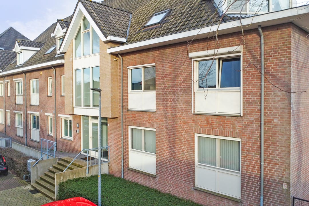 Photo 47 of Pater Vinckxhof 8 bus 2