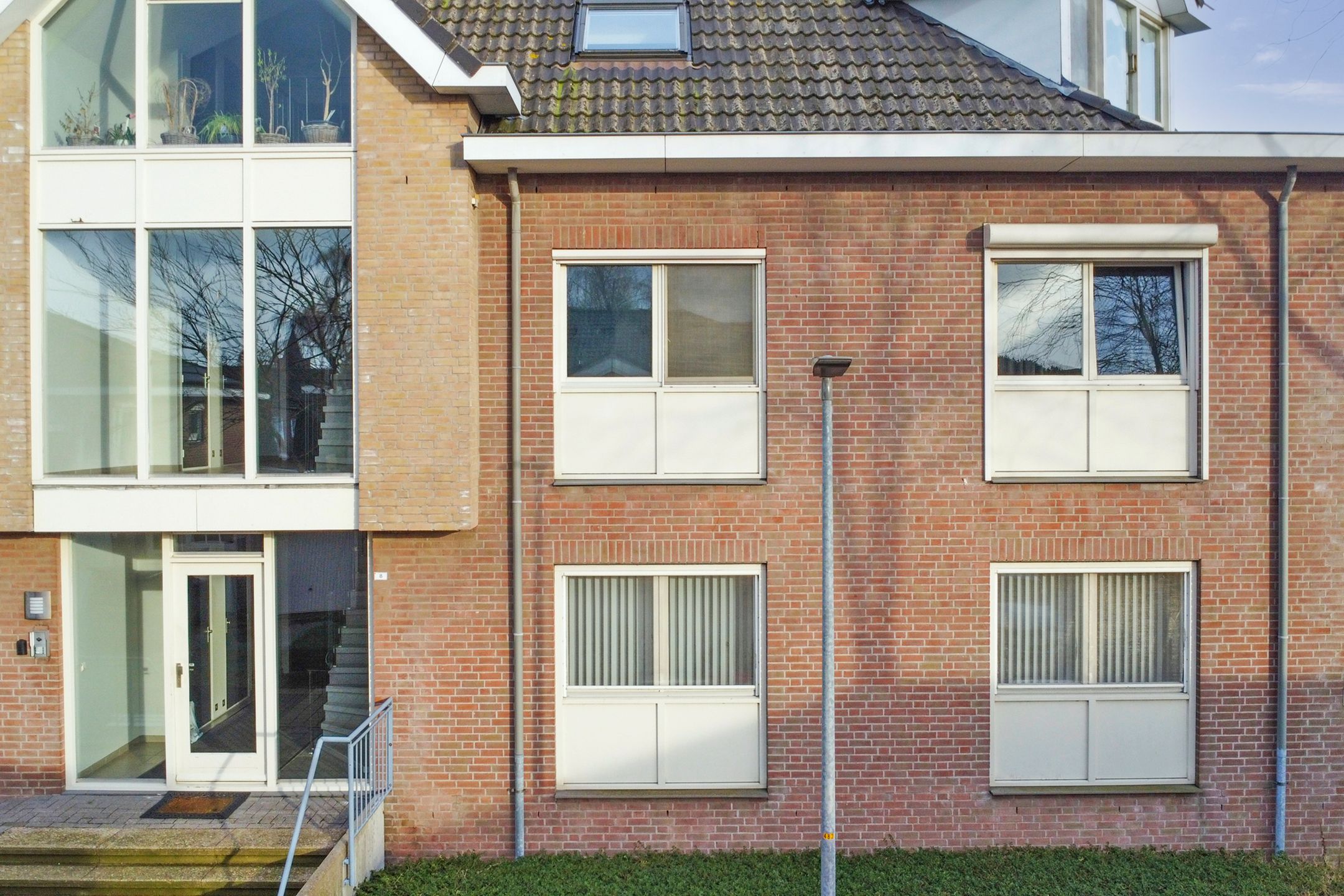 Photo 48 of Pater Vinckxhof 8 bus 2