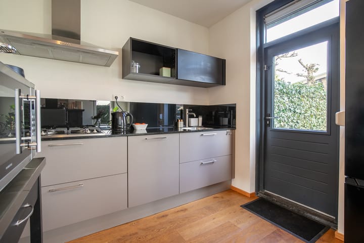 Foto 12 van Nassaustraat 44