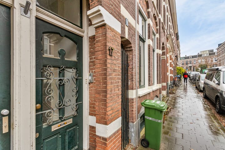 Foto 17 van Verhuellstraat 17-2